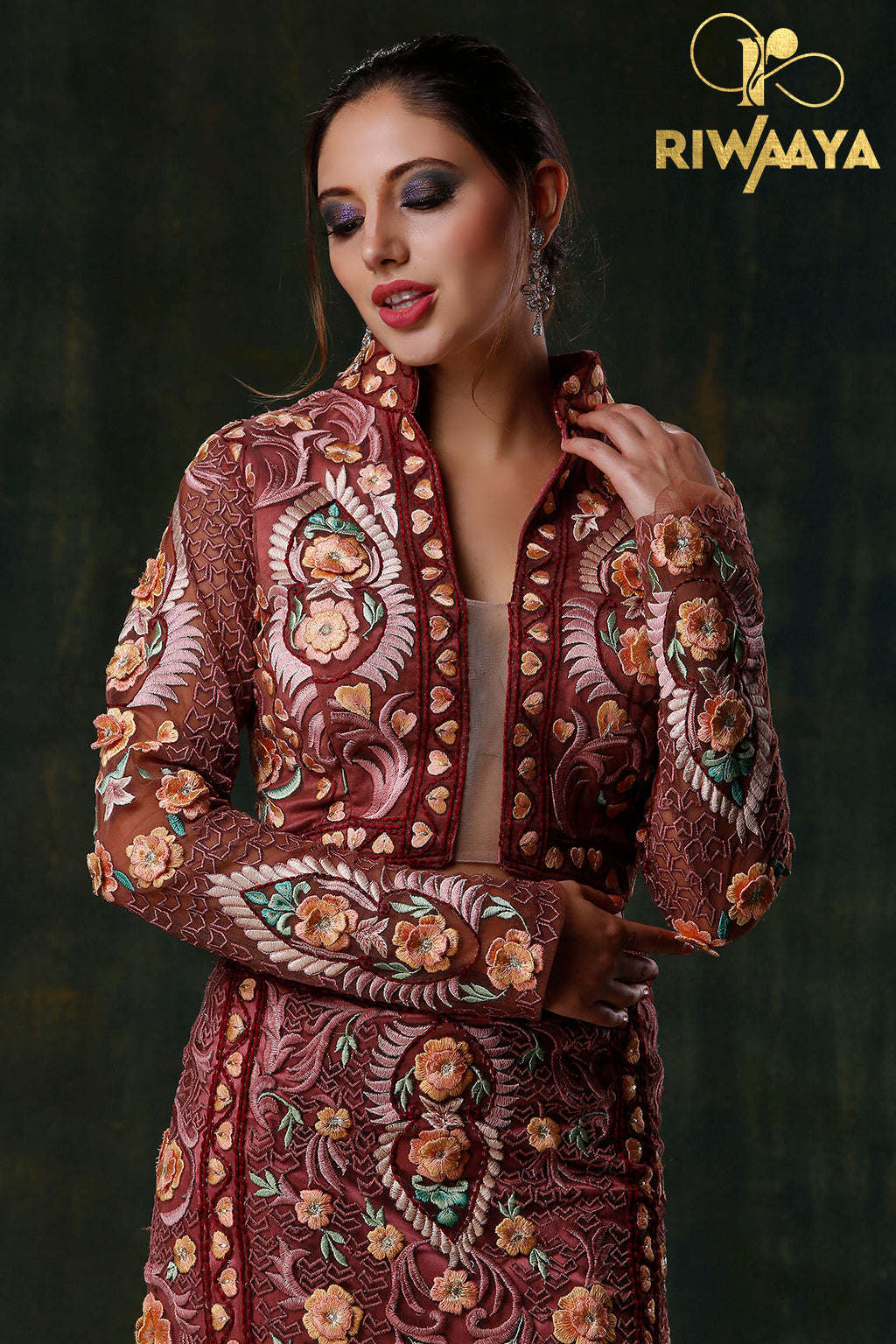 Skirt and jacket Online 