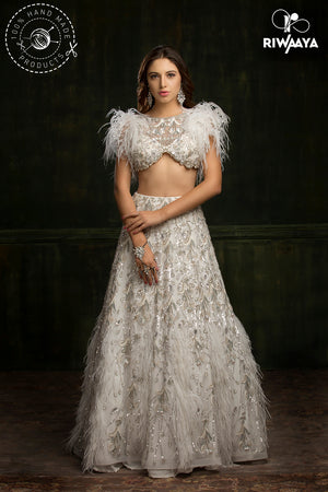 designer white lehnga