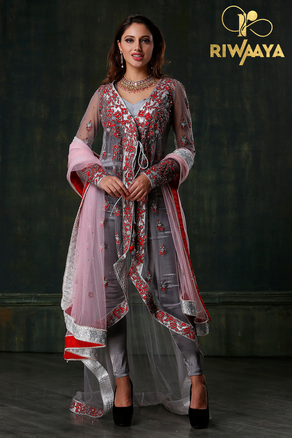 Noor e Chashm - Gray angrakha with pants